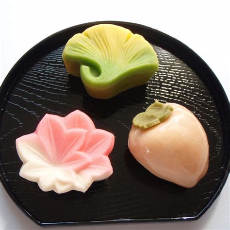 Traditional Japanese Desserts: Charm of Japan's Sweet Tooth - all day i ...
