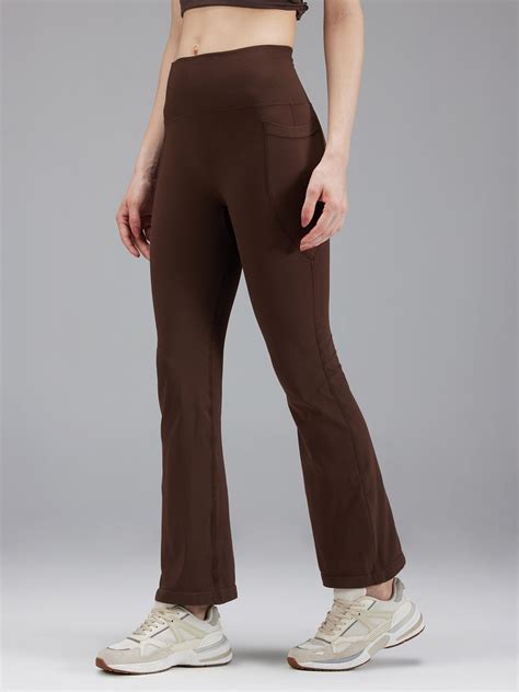 Brown Sculpt 2.0 Flare Leggings – CAVA Athleisure Pvt Ltd