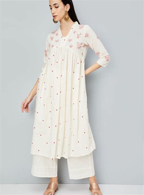 Buy Women Embroidered Empire Yoke Kurta Online at just Rs. 999.0 ...