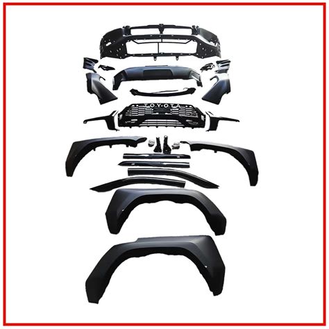 Toyota Hilux Facelift Kit – Style & Protection Upgrade