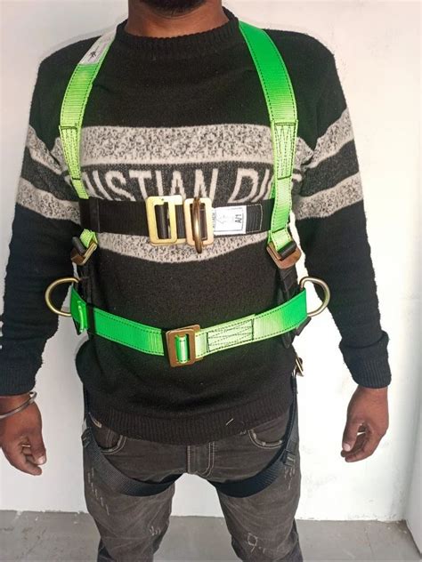 Safety Harness - Full Body Harness With Rope Lanyard And Scaffold Hook ...
