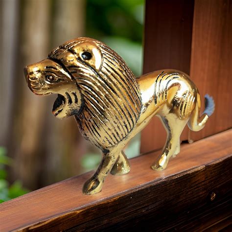 Buy Salvus APP SOLUTIONS Handmade Metal Lion Figurine/Statue/Showpiece ...