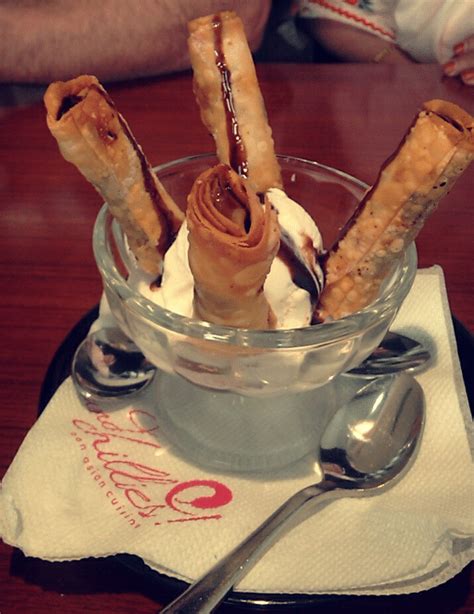 Enjoy Caramelised Chocolate Spring Rolls At This Mahim Restaurant | LBB