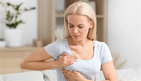 10 Effective Natural Remedies for Breast Cysts - lifeberrys.com