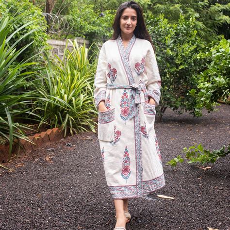 Cypress Poppy White Cotton Bathrobe For Women – House of Ekam