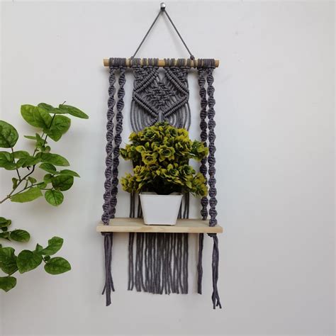 ACN Kohinoor | Handmade Macrame Wall Hanging Shelf Decor, Boho Floating ...