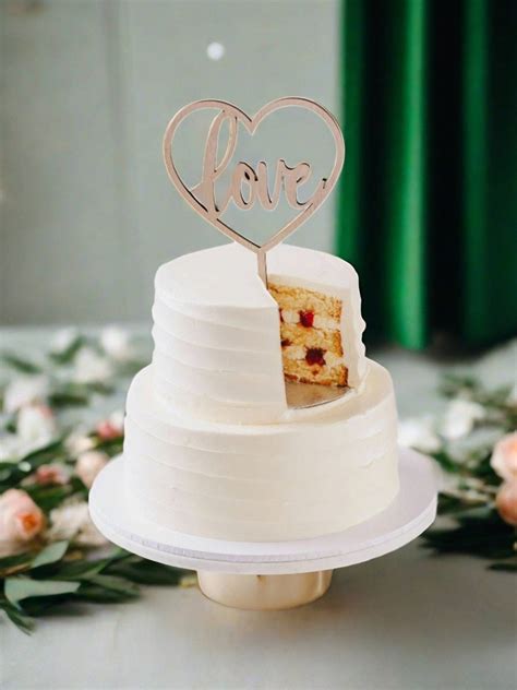 Vanilla Two Tier Wedding Cake | Nationwide Deliveries | Patisserie Valerie