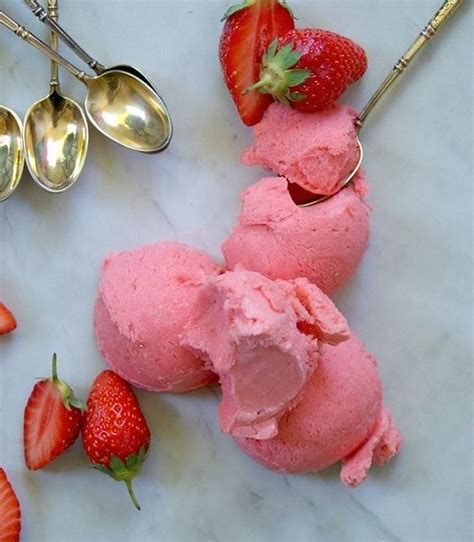 sorbet a la fraise avec sorbetiere