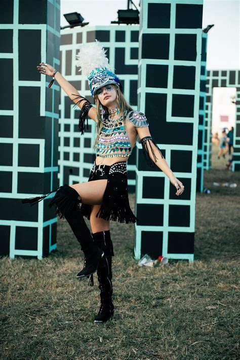 23 Rave Outfit Ideas For Your Next Festival Billboard
