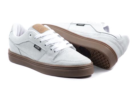 CLOP – La tienda Skate mas grande de Colombia