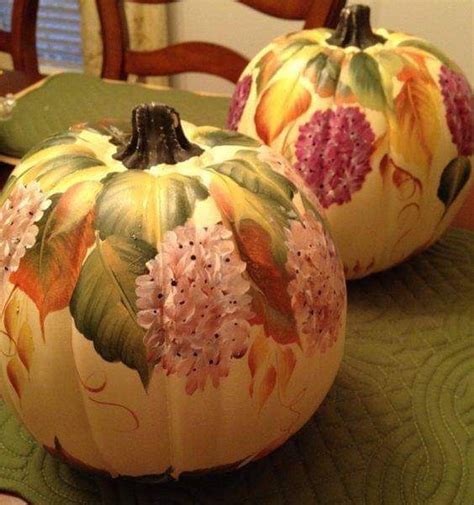 painted pumpkin leaves