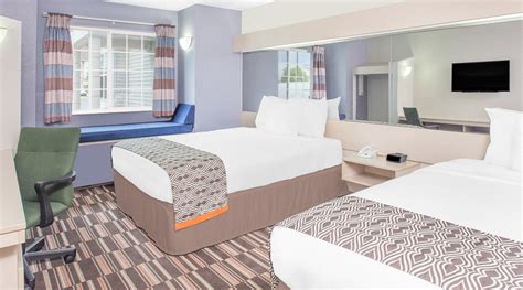 MICROTEL INN & SUITES BY WYNDHAM APPLETON - Hotel Reviews, Photos, Rate ...
