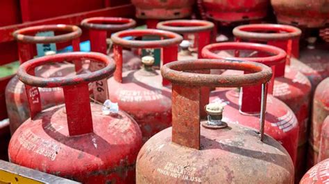 LPG Connection: How To Get Second Gas Cylinder On Same Address? Check ...