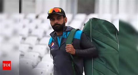 Mohammad Hafeez, Wahab Riaz and four others join Pakistan squad in ...
