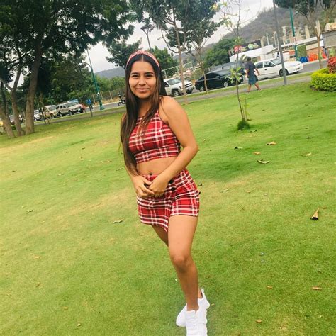 Nayeli Vinces (@soynayevinces) • Instagram photos and videos