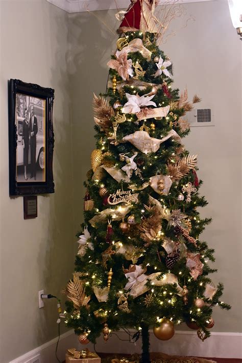 Inman Ward Funeral Home and Crematory - Home