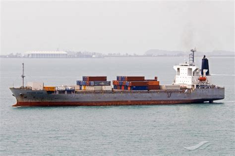 CTP MAKASSAR, Container Ship - Details and current position - IMO ...