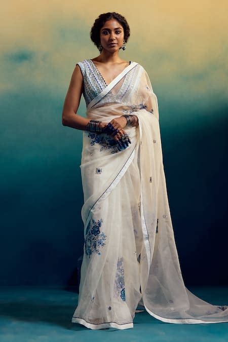 Buy Cream Organza, Chanderi Embroidery, Sequins Plunge Floral Saree ...