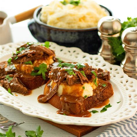 Hot Roast Beef Sandwich Texas at Carmella Vanzant blog