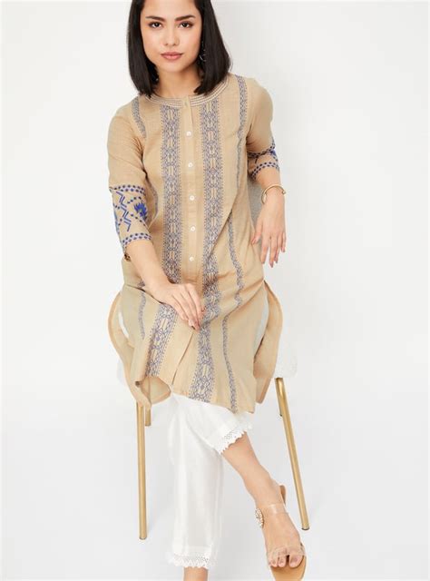 Buy Women Thread Embroidered Straight Kurta Online at just Rs. 699.0 ...