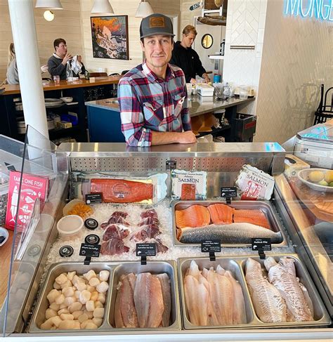Maine Fish Market, Raw Bar, & Online Seafood Store | SoPo Seafood