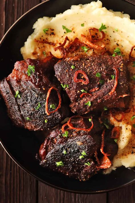 Red Wine Braised Beef Short Ribs - Simply Happenings