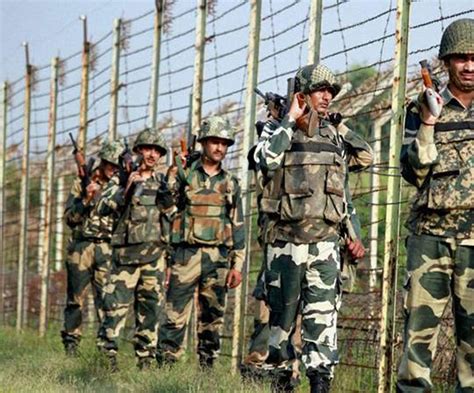 सीमा पर खामोशी तूफान का सूचक, अलर्ट पर बीएसएफ - bsf is on alert after ...