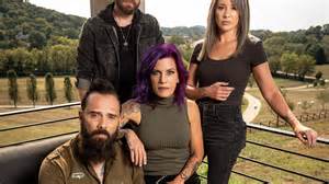 Nashville-based Christian rock band Skillet releases 'Revolution'