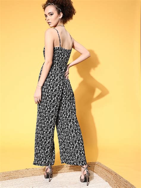 Berrylush Women Black & White Floral Printed Round Neck Sleeveless Gat