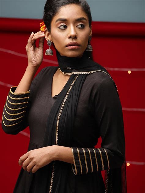 Black Embellished Sleeve Kurta-Pant-Dupatta – trueBrowns