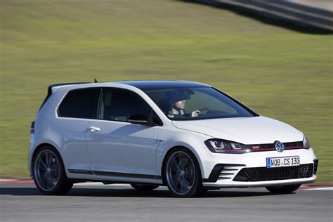 2016 Volkswagen Golf GTI Clubsport Review - GTspirit