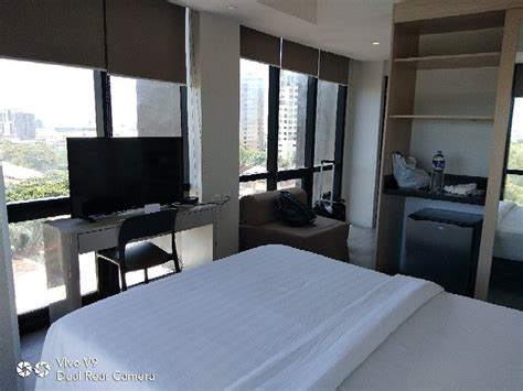 MABOLO ROYAL HOTEL (Cebu Island/Cebu City) - Hostel Reviews, Photos ...