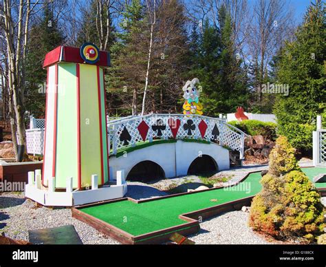 Vintage miniature golf course hi-res stock photography and images - Alamy