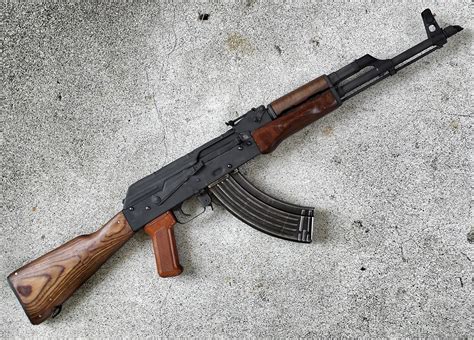 REPLICA AK-47 RIFLE BY DENIX SEMI AUTOMATIC RIFLE GOLD – SADDAM HUSSEIN ...