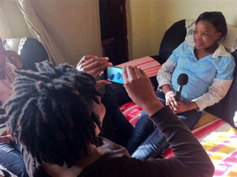 Journalist Interview Creative Commons 的图像结果