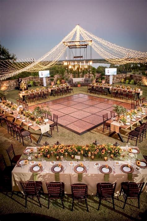 30 Small and Intimate Wedding Ideas to Enjoy - WeddingInclude | Outdoor ...