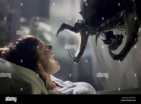Alien vs Predator Requiem Full Free Movie in English 的图像结果