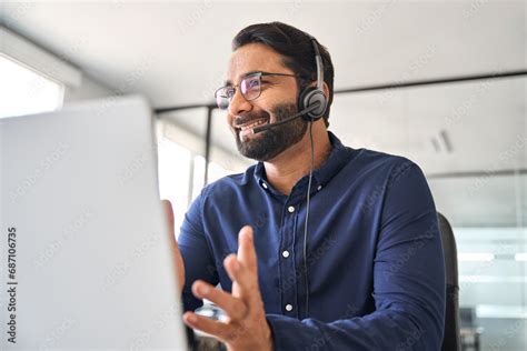 India Call Center Agent 的图像结果