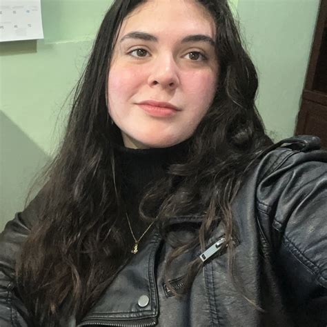 Andrea - Spanish speaking teacher - ₹1290/h