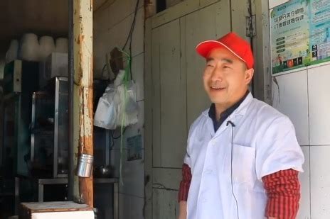 河南拉面在沪开店第一人：师从兰州拉面，已落户上海21年_凤凰网视频_凤凰网