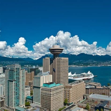 Vancouver Highlights Tour with Vancouver Lookout & Capilano Suspension ...