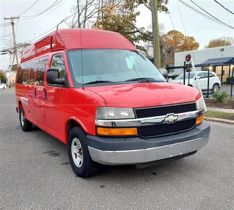 2007 Chevrolet Express Van ONLY 40k actual miles/ with Handicap Access ...
