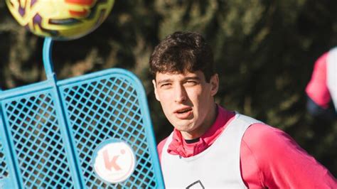 Enol: “Lo que quiero es ayudar al equipo. Si es con goles, mejor” - AS.com