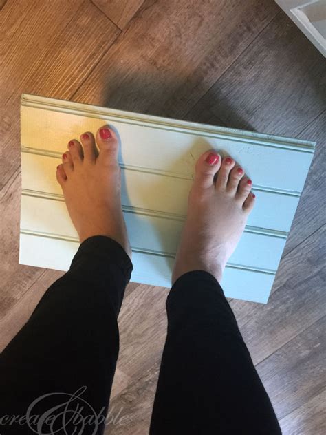 DIY Kitchen Step Stool 的图像结果