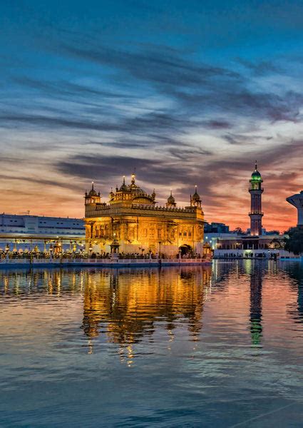 Golden Temple (Sri Harmandir Sahib) Amritsar - Sikh Holiest Shrine ...