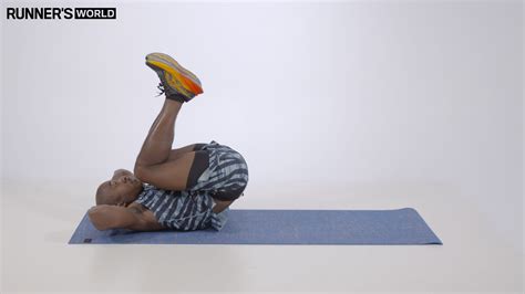 Reverse Crunches Exercise