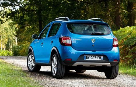 2013 Dacia Sandero Stepway Compact SUV– Will Renault India Launch It In ...