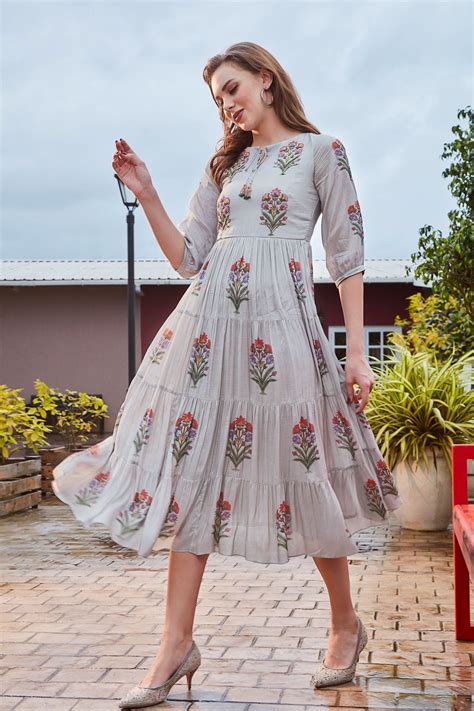 Elegant Light Grey Printed Dress聽 Mokshaa