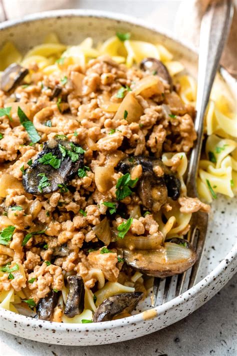 Chicken Stroganoff (Family Favorite) - Skinnytaste