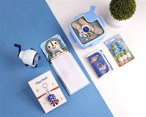 ilearnngrow Blue Bag Space Hamper